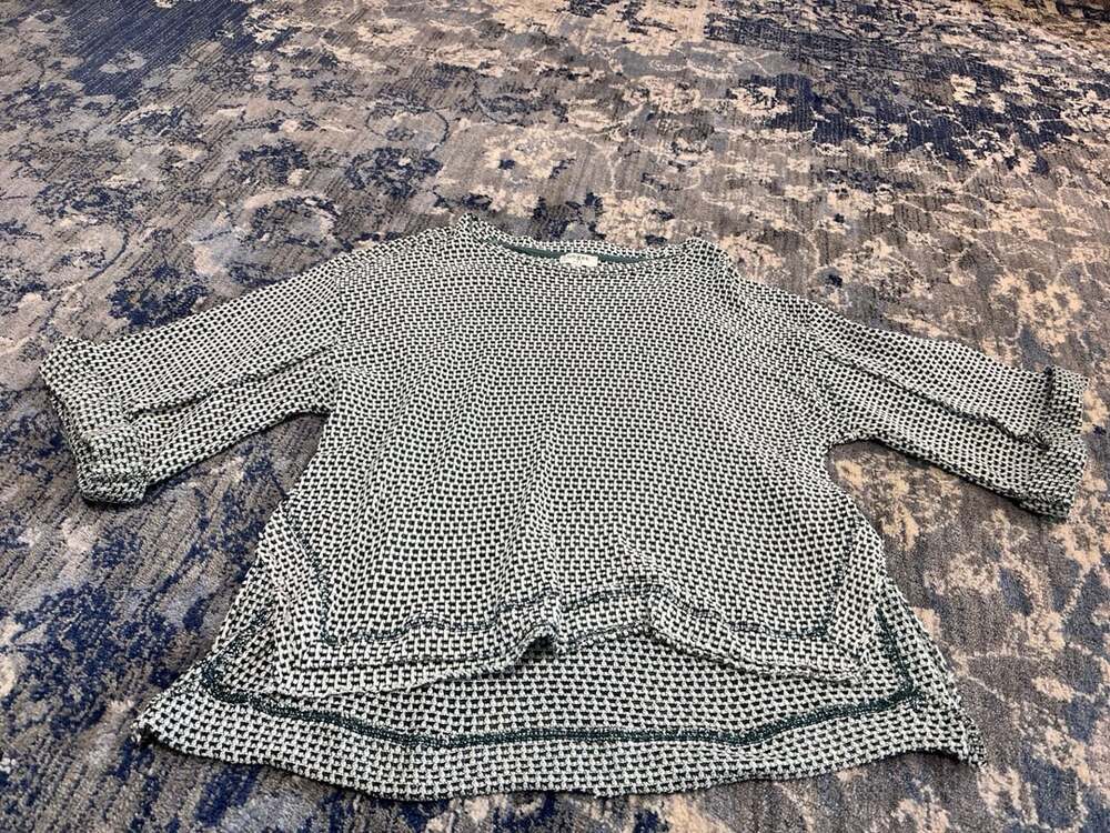 Umgee Waffle Knit Pullover Top Size L